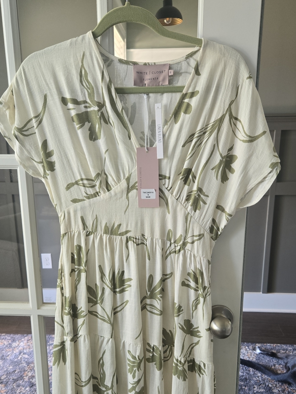 Maxi Dress with Cream And Sage Floral Print. Linen Blend Size Small.